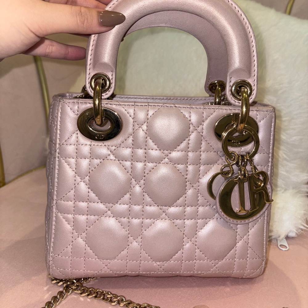 Mini lady dior in pink pearl color